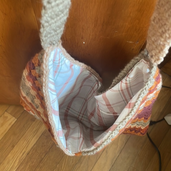 Handmade Crochet Hobo Bag - Picture 4 of 4